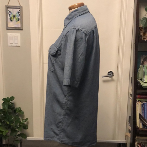 Men’s small denim style button up by TNL - Picture 2 of 5